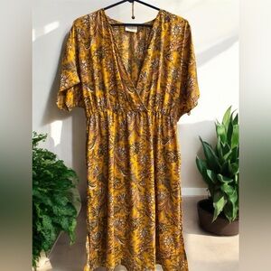 Yellow floral Dress size L